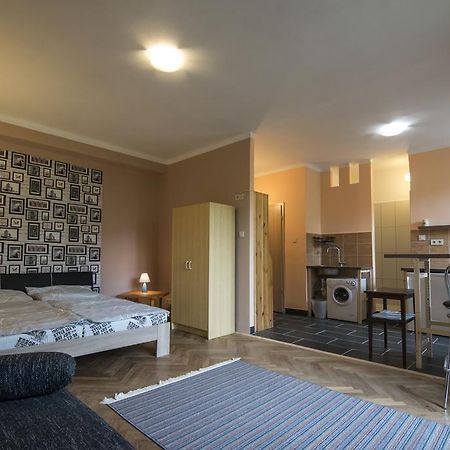 Апартаменти Dolce Rita Apartman Будапешт Екстер'єр фото